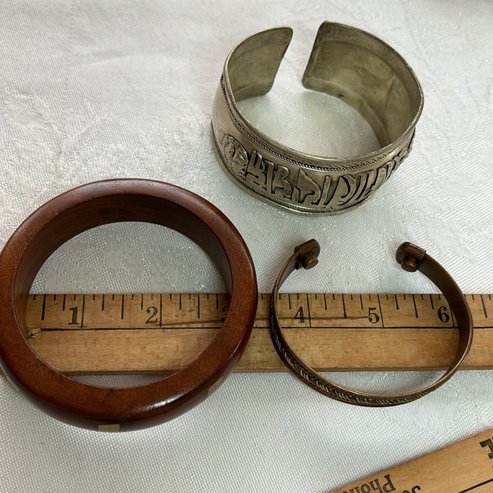 Lot of 3 Bohemian Bracelets - Picture 2 of 3